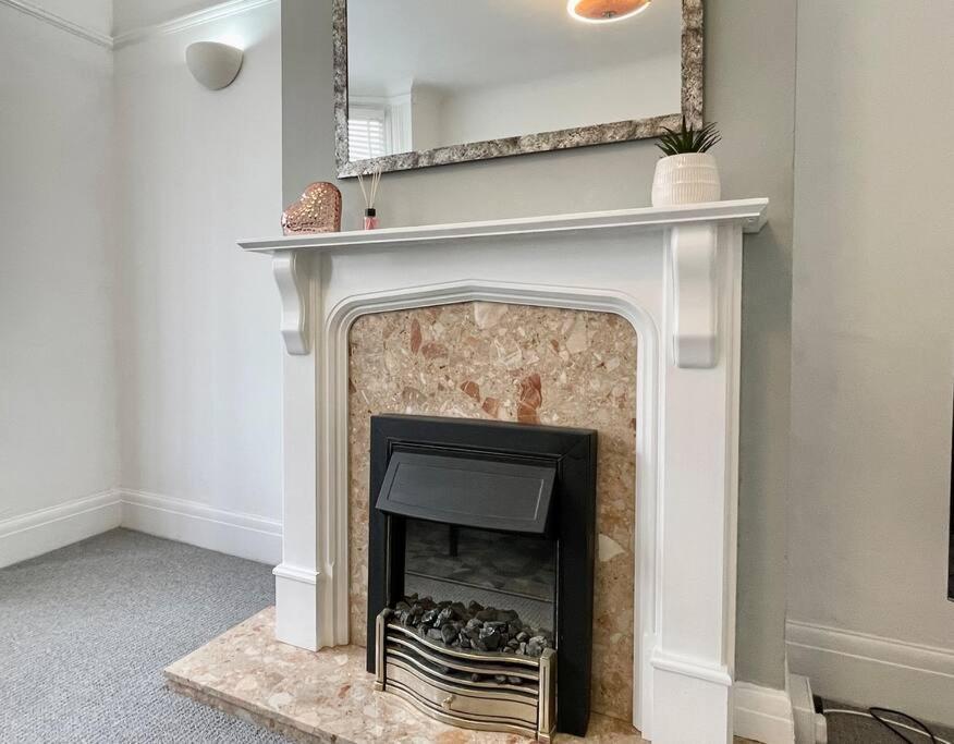 Portsmouth 3 Bedroom Getaway, Sleeps 6 Exterior foto